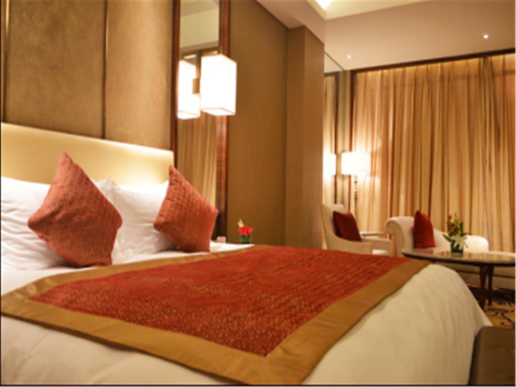 Luxury Blue Horizon Hotel Dongying Exterior photo